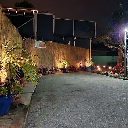 * - The Leucadia Beach Grotto - * An Encinitas Gem Exterior foto